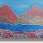 Das Kunstwerk ist ein querformatiges Gemälde mit den Maßen 60 mal 40 Zentimeter. Es zeigt eine abstrakte, hochgradig ornamentale Komposition, die durch feine Punktmalerei (Dot-Painting) und Linienstrukturen geprägt ist.